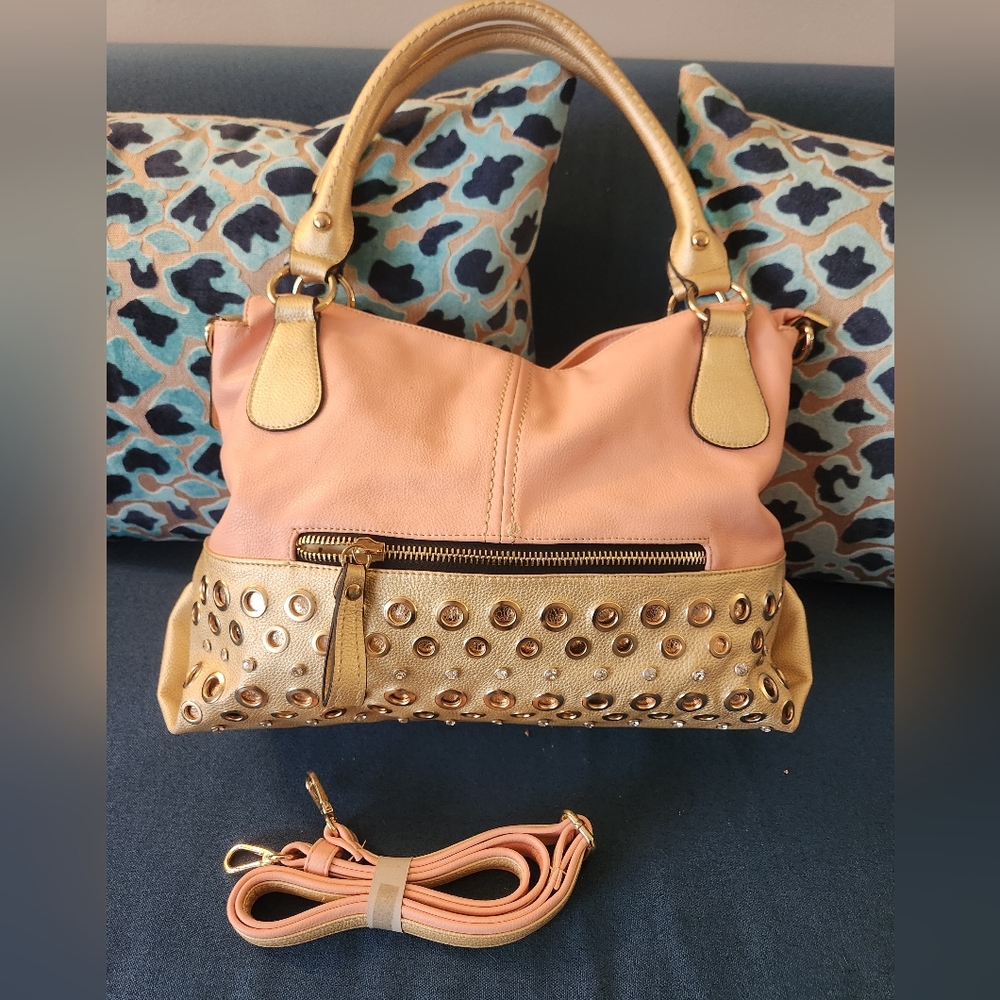 Light pink/golden purse